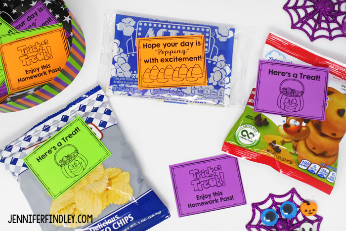 Halloween treats for students that are not candy! Free printable!