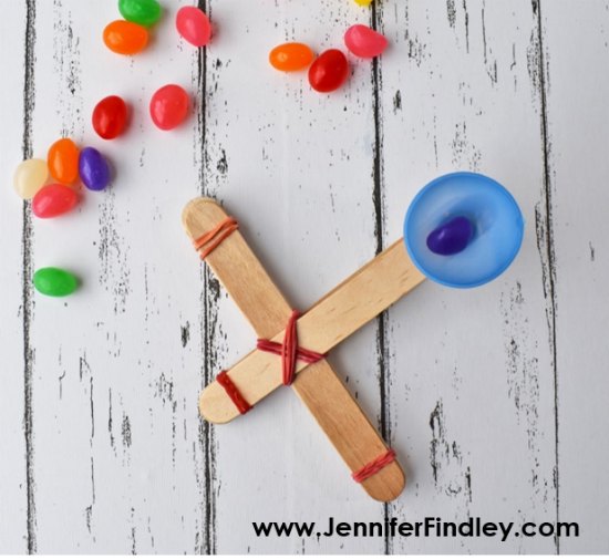 Jelly bean catapults is an engaging spring engineering activity that your students will love! Read more and grab free printables on this post.