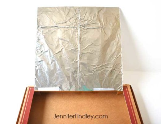 Solar oven projects - read more and grab free solar oven worksheets and printables!