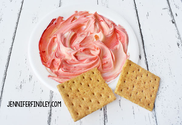 This edible plate tectonics science activity is a perfect earth science activity. Get all the details including a free reading passage on this post.